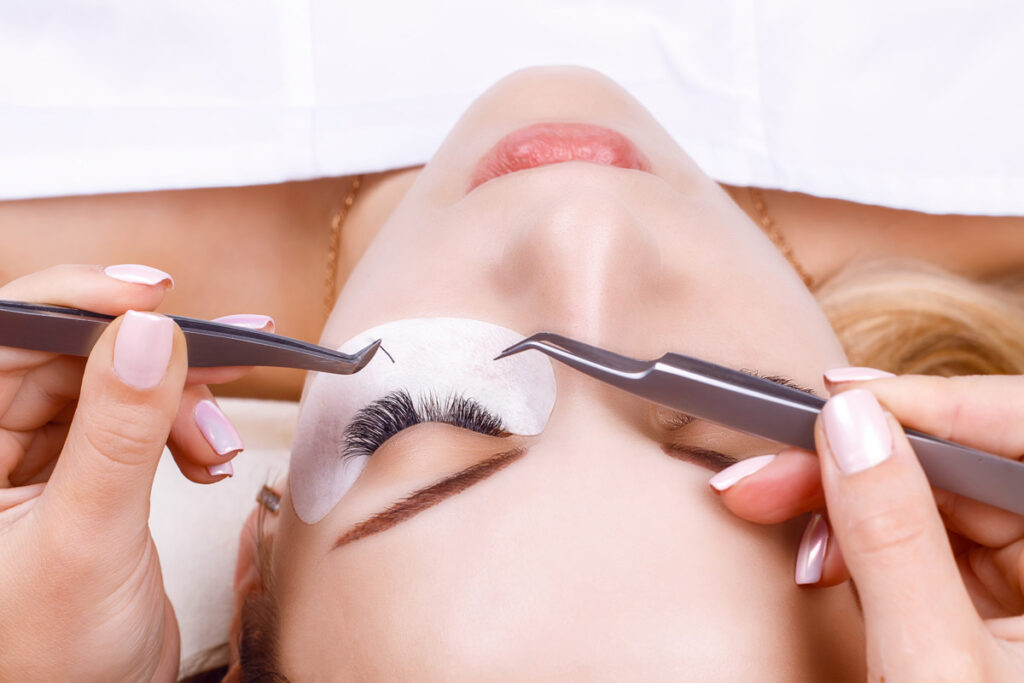 How The Lash Industry is Benefitting From Volume Lash Extensions