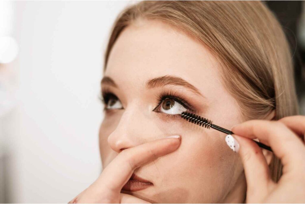 Lash Lift and Tint: The Secret to Effortlessly Beautiful Lashes