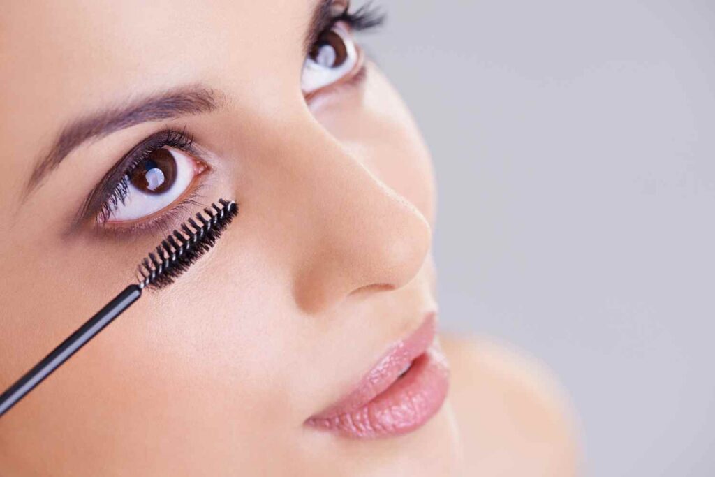 What Are Classic Eyelash Extensions Blink Lash Club