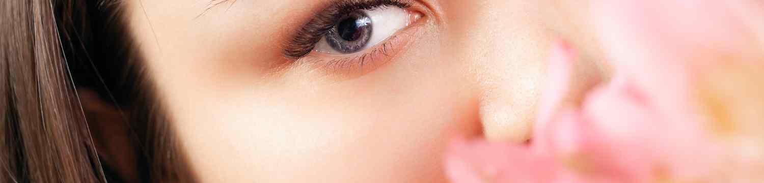 Enhance the Beauty of Your Eyes with Silk Eyelashes