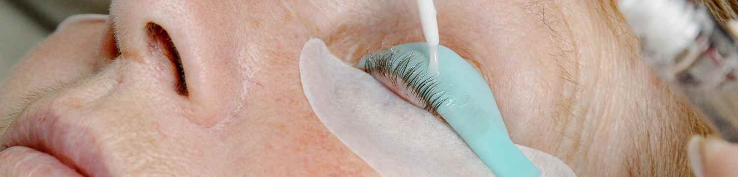 eyelash lift