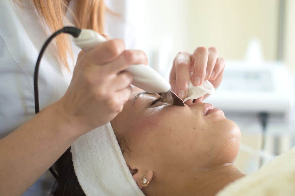 Professional signature facial treatment in NYC spa